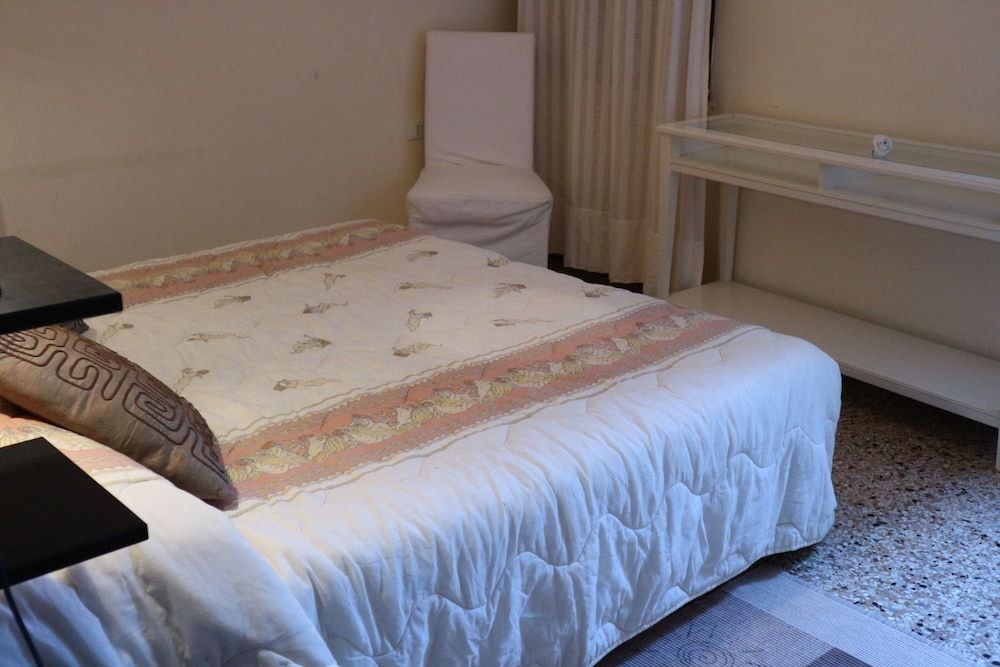 undefined Venezia - Calle De Le Vele 7