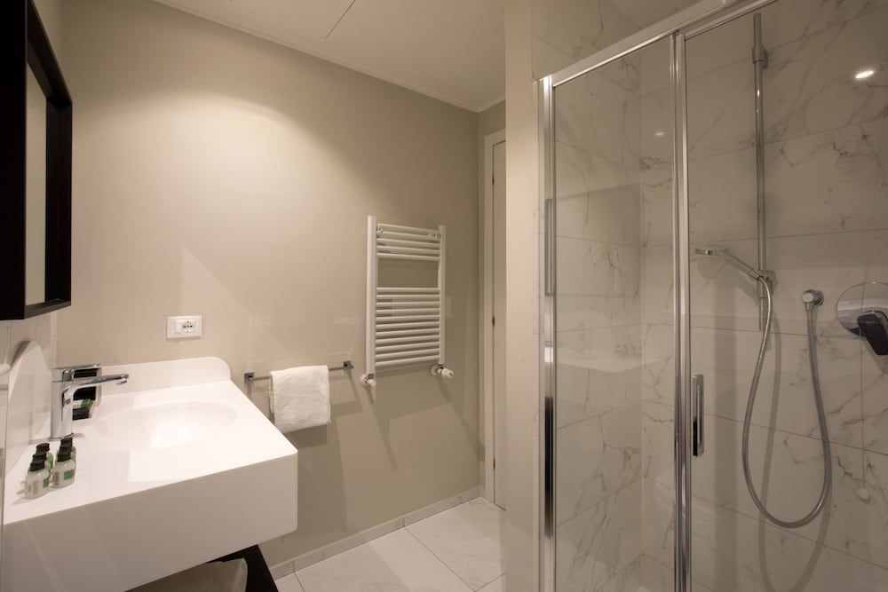 Daplace - Corso Monforte Suites Triple Room 7