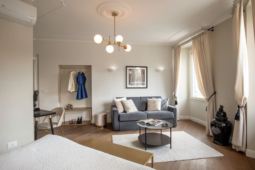 Daplace - Corso Monforte Suites Junior Quadruple Room 12