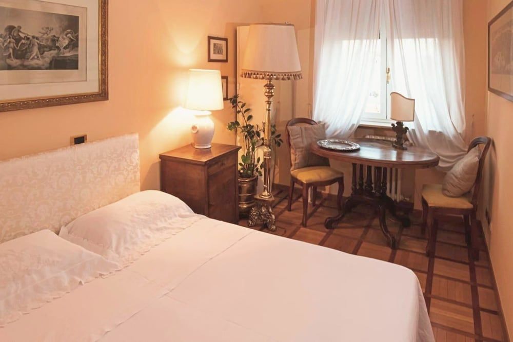 undefined Light Charme 10