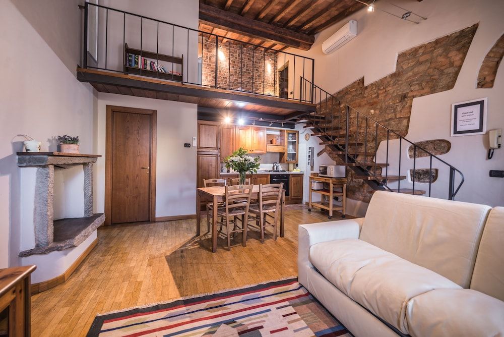 undefined A Few Steps to The Duomo Perfect 1BD Apt 6