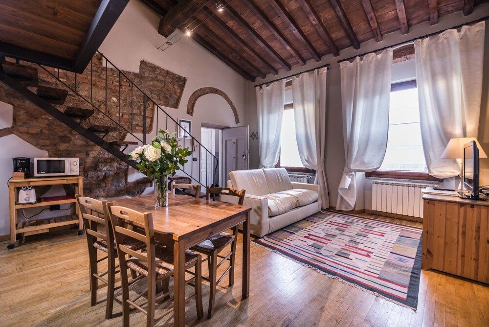 undefined A Few Steps to The Duomo Perfect 1BD Apt 8