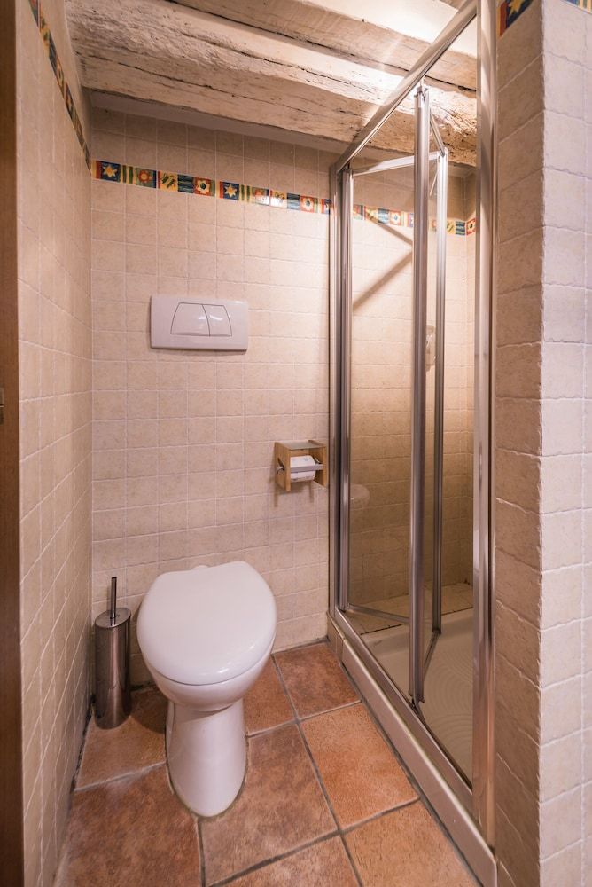 undefined A Few Steps to The Duomo Perfect 1BD Apt 4