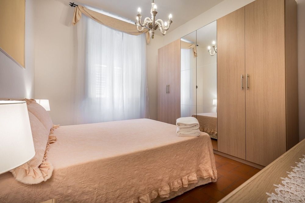 undefined Classic Tuscany Apartment B by Mmega 4