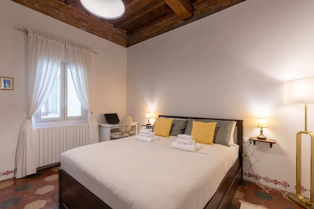 undefined Oltrarno Suite-hosted by Sweetstay 3