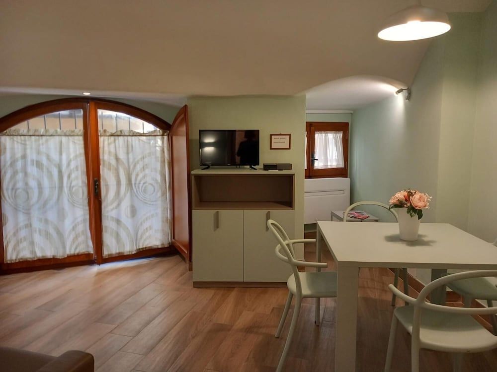 undefined Ramaglianti Apartment 3