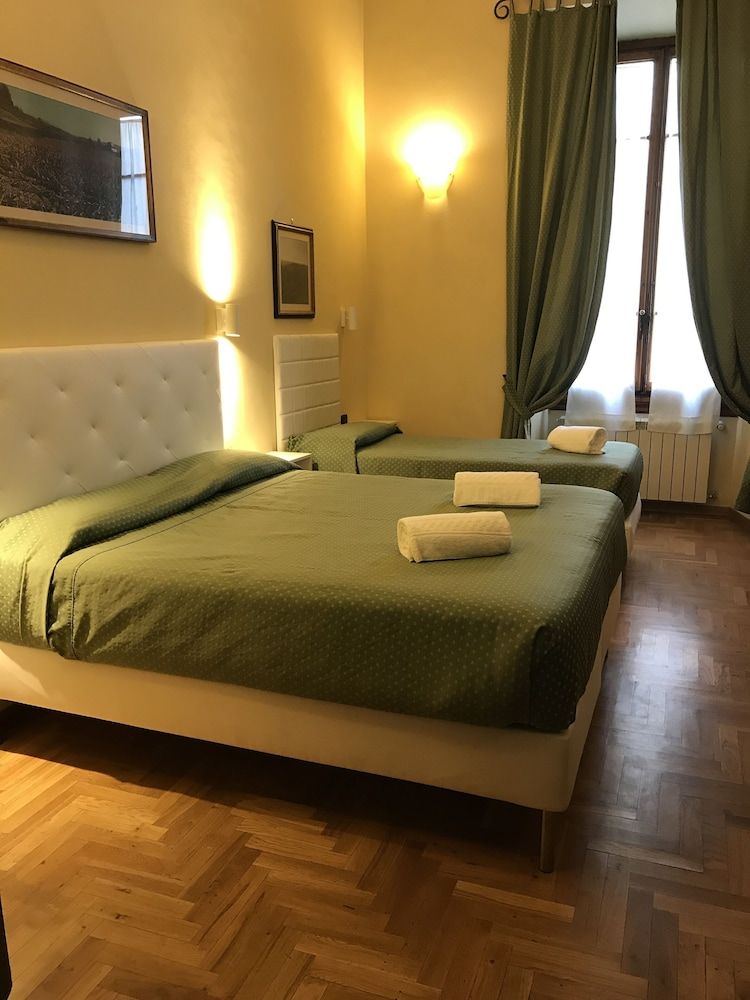 Hotel Giglio Quadruple Room 5