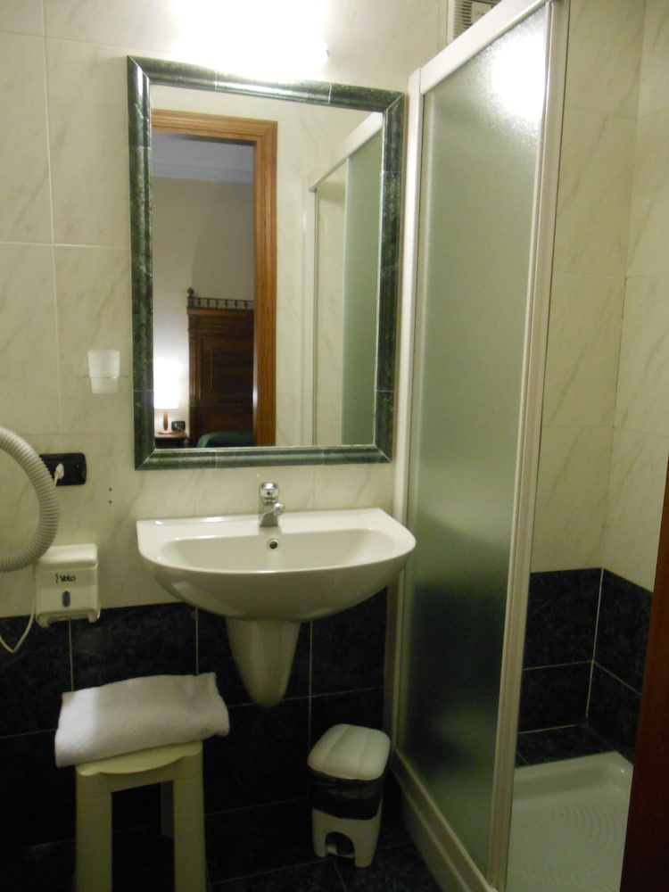 Hotel Giglio Quadruple Room 6