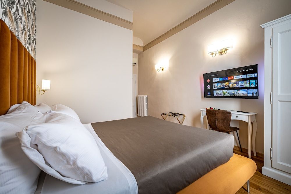 Maison Pitti Florence Superior Double Room 3