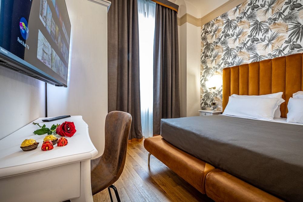 Maison Pitti Florence Superior Double Room 14