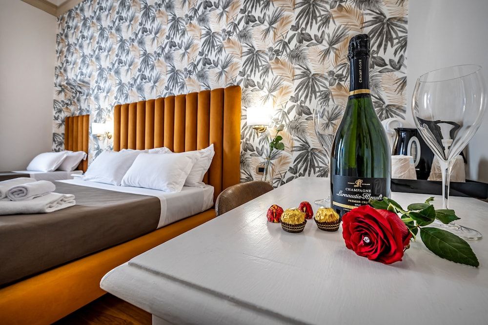 undefined Maison Pitti Florence 2