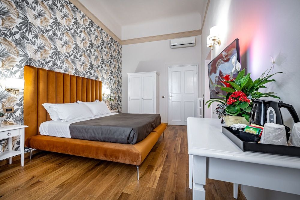 Maison Pitti Florence Superior Double Room 12