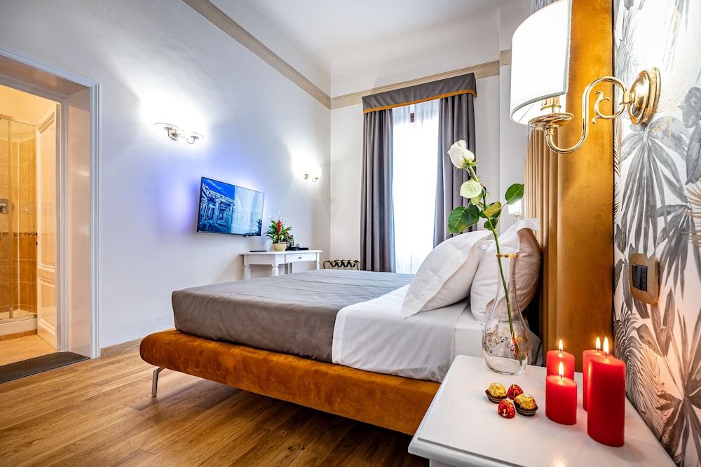 Maison Pitti Florence Superior Double Room 7