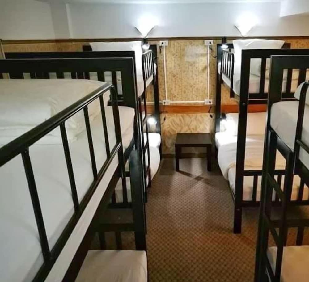 undefined T Y Guest House - Hostel 5