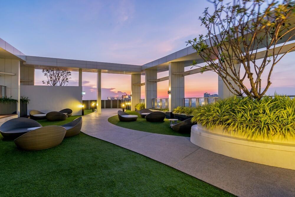 undefined The Prestige Sky By Favstay 8