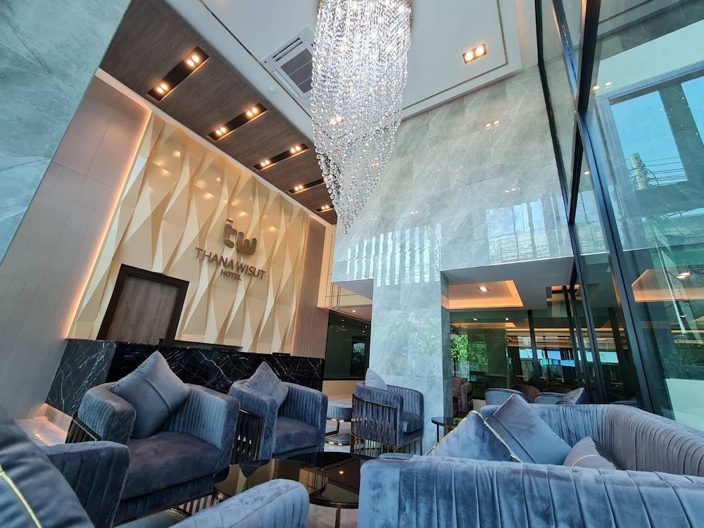 undefined Thana Wisut Hotel
