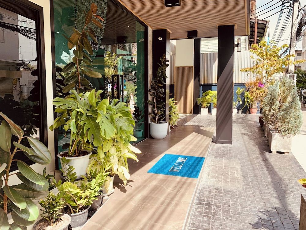 undefined Thana Wisut Hotel 3