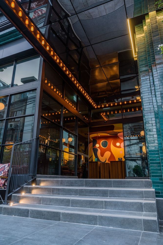 undefined Public House Bangkok, a Member of Design Hotels 6