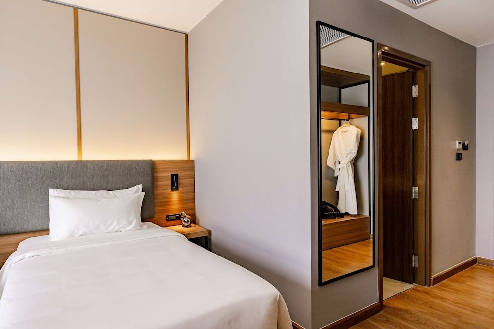 Best Western Chatuchak Superior Room, 1 Double Bed, Non Smoking, City View