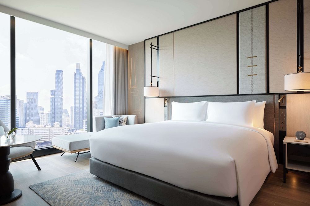 Dusitd2 Samyan Bangkok Superior Room, 1 King Bed 3