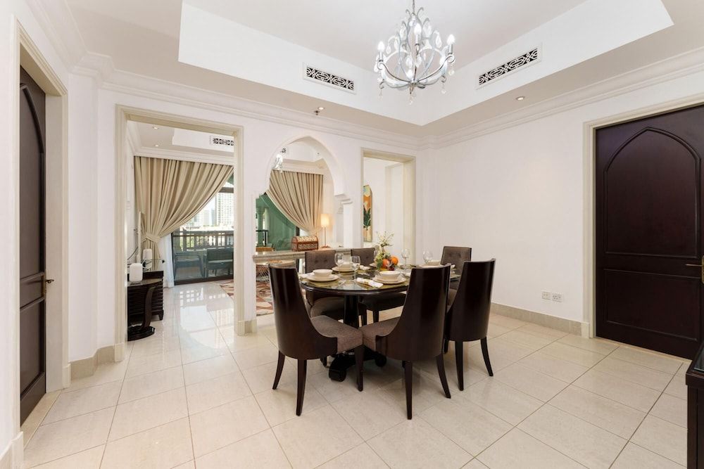 undefined Tasteful Apt cls to Burj Khalifa Dubai Mall 6