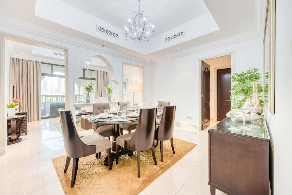 undefined Tasteful Apt cls to Burj Khalifa Dubai Mall 4