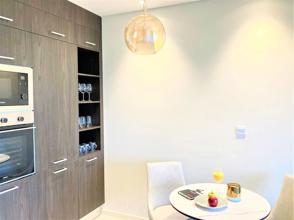 Amazing Living With Balcony - Park View JVC Apartment (0 Bedroom) 6