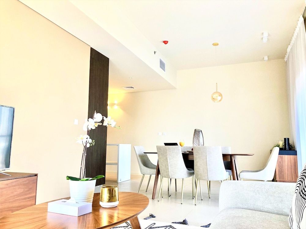 Amazing Living Park View JVC -1bed With Balcony Apartment (1 Bedroom) 9