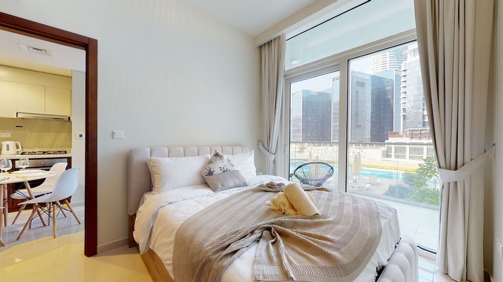 undefined WelHome - Cozy 1BR With Private Balcony Steps From the Canal 10