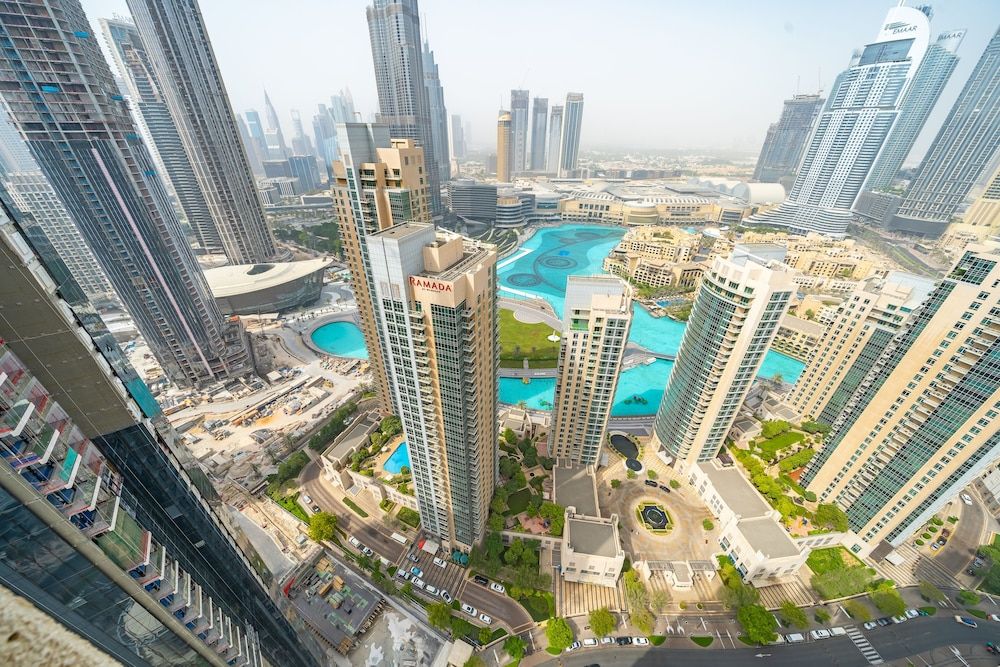Monty - Cozy Penthouse With Burj Khalifa and Fountain View
