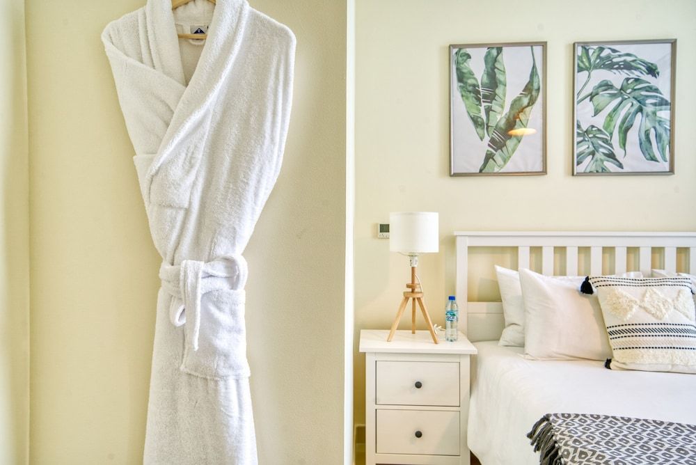 undefined Monty - Cozy Penthouse With Burj Khalifa and Fountain View 10