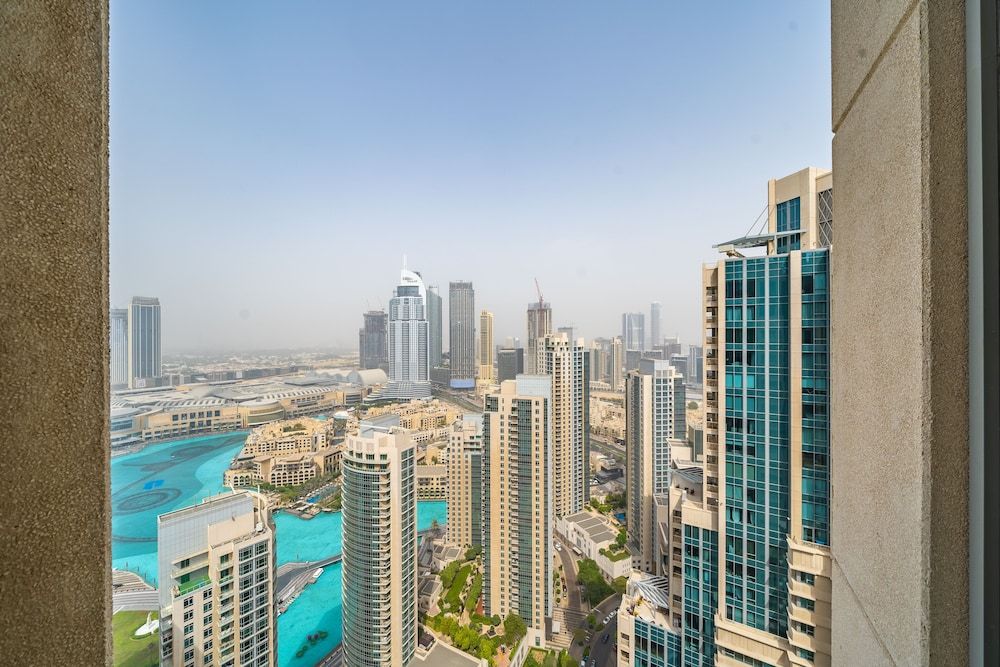 Monty - Cozy Penthouse With Burj Khalifa and Fountain View