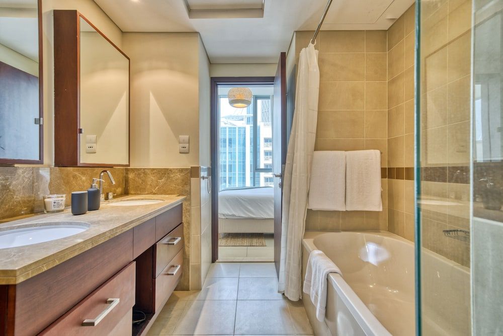 Monty - Cozy Penthouse With Burj Khalifa and Fountain View