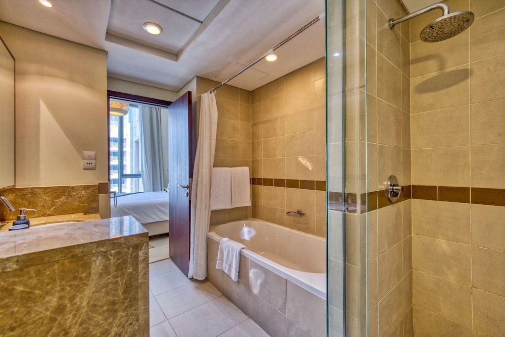 Monty - Cozy Penthouse With Burj Khalifa and Fountain View