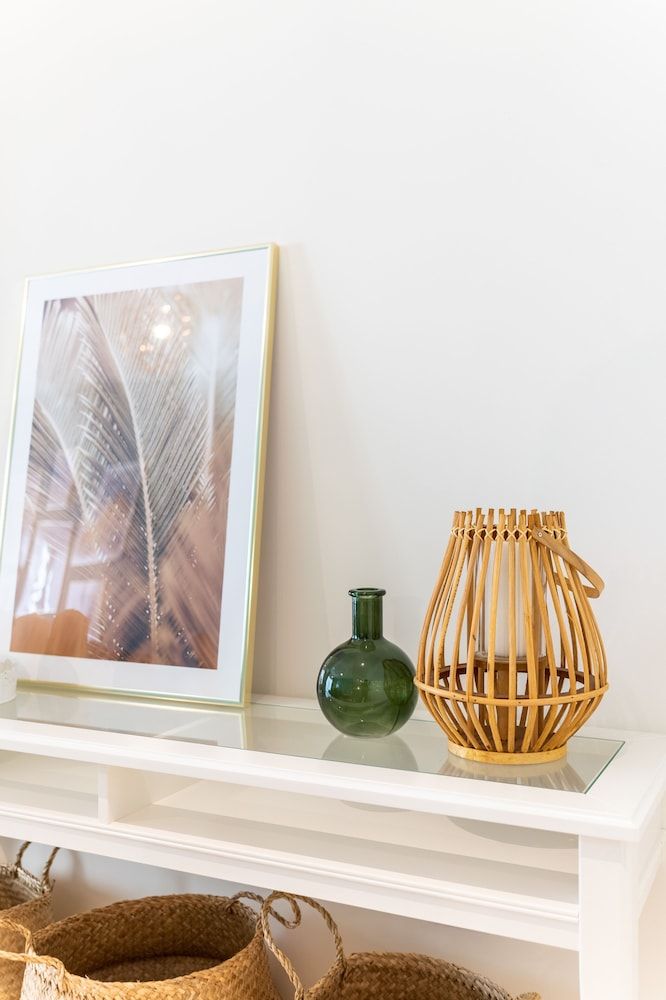 Stylish Waterfront Apartment With Views on Canal Comfort Apartment 17