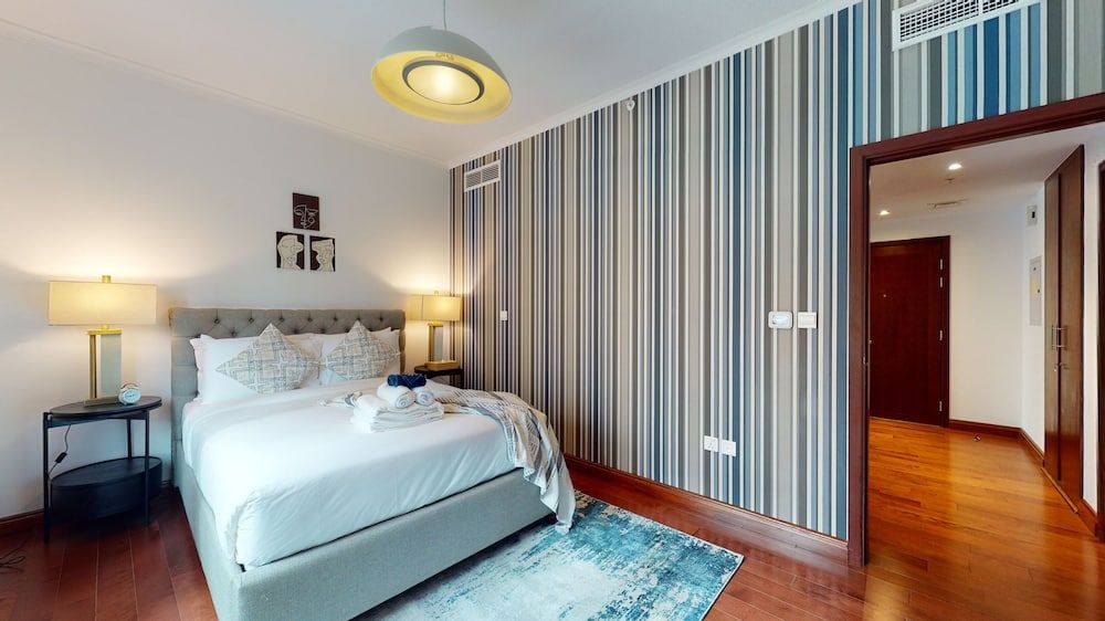 The Residences 601 Executive Apartment 13