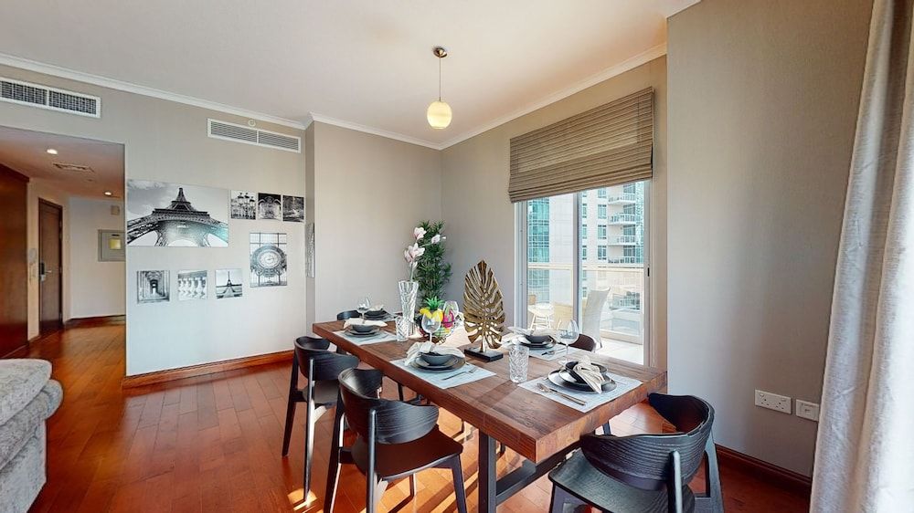 undefined The Residences 601 6