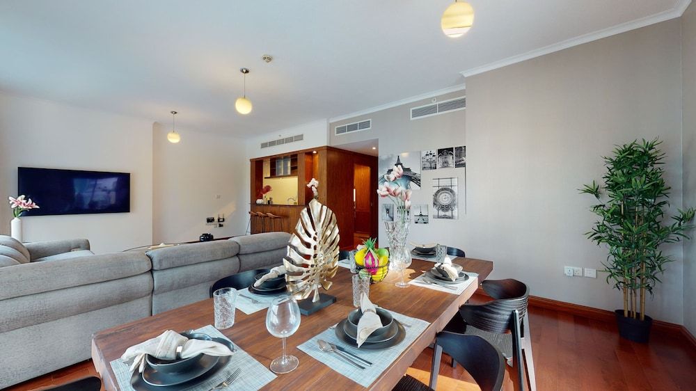 undefined The Residences 601 7