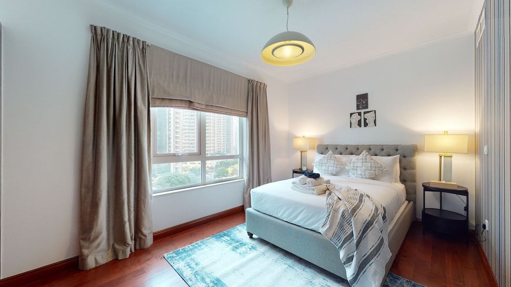 The Residences 601 Executive Apartment 9