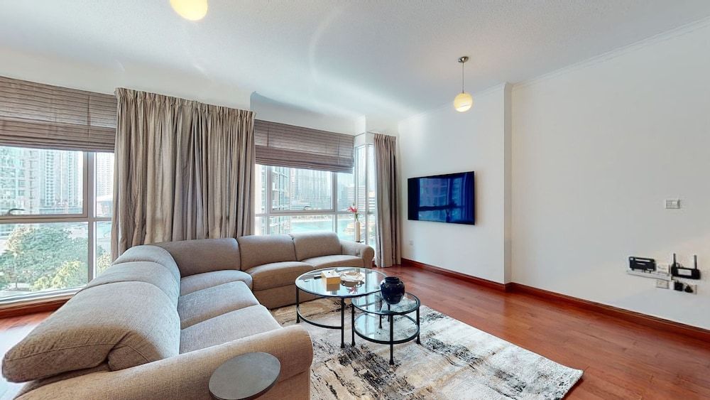 The Residences 601 Executive Apartment 28