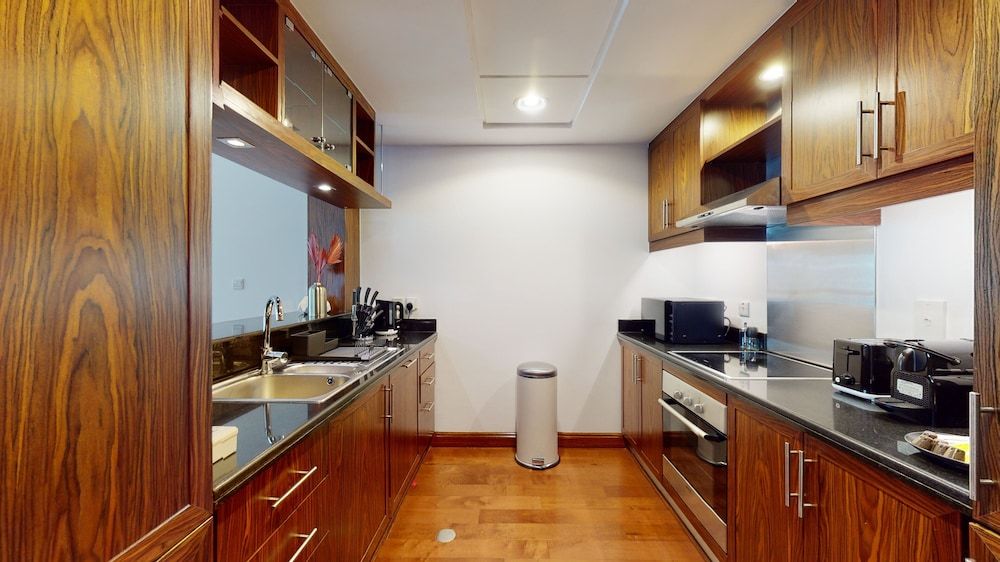 undefined The Residences 601 9