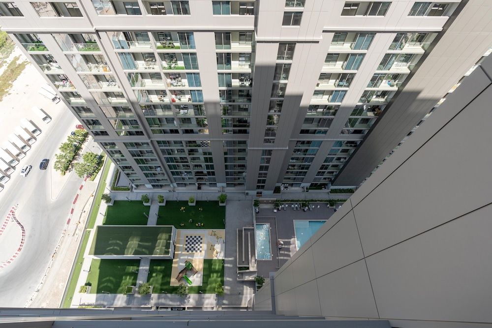 undefined Whitesage - Cozy Condo With Dazzling Cityscape and Canal Views