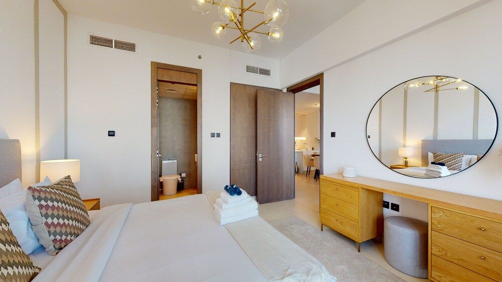 undefined Euro Residence 1207 7