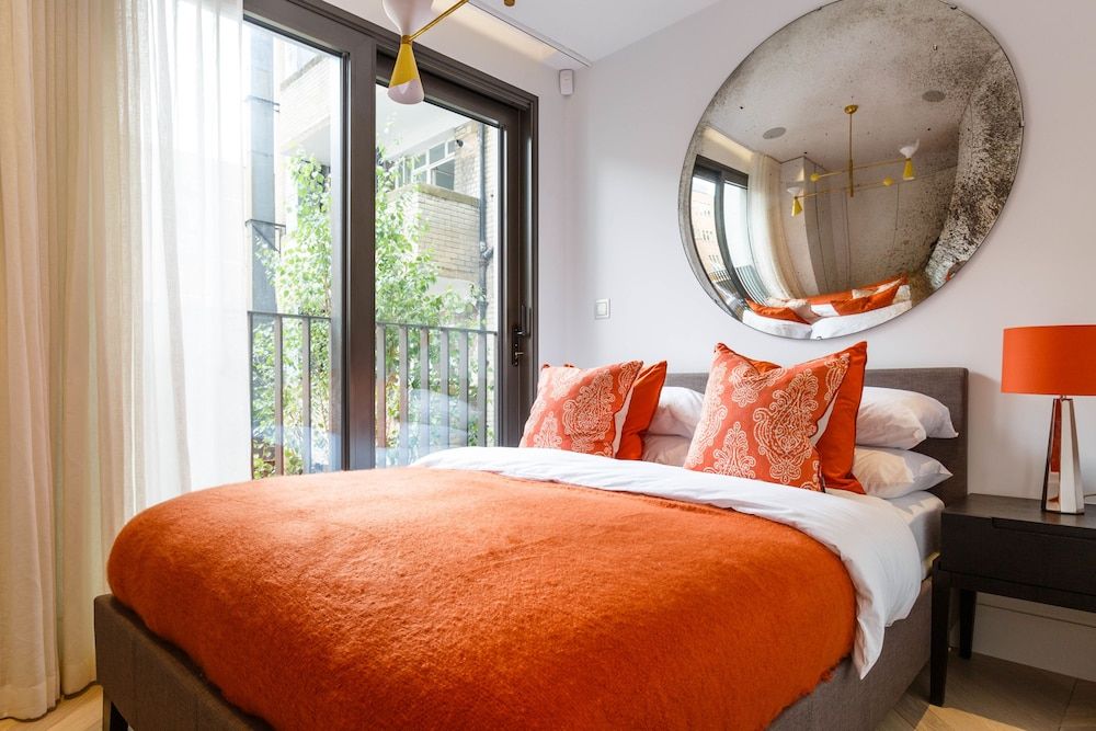 undefined Goodge Street II 10