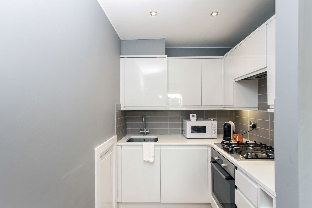 undefined Shopping Centre and Cinema Atmosphere 9