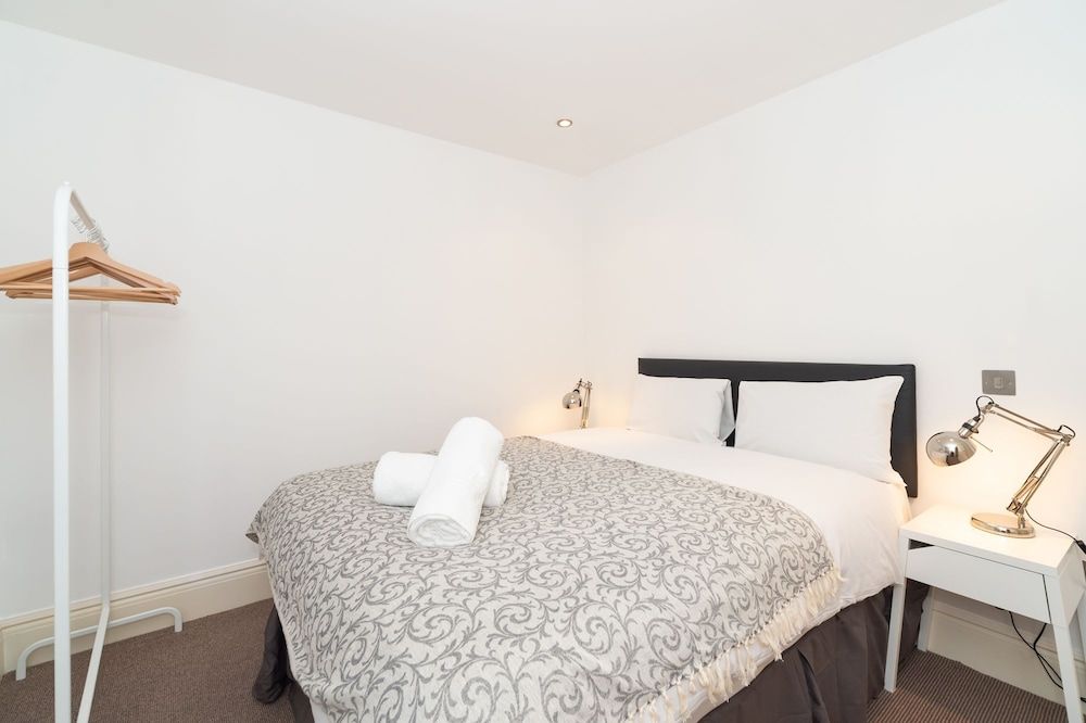 undefined PML Apartments Park Road 5