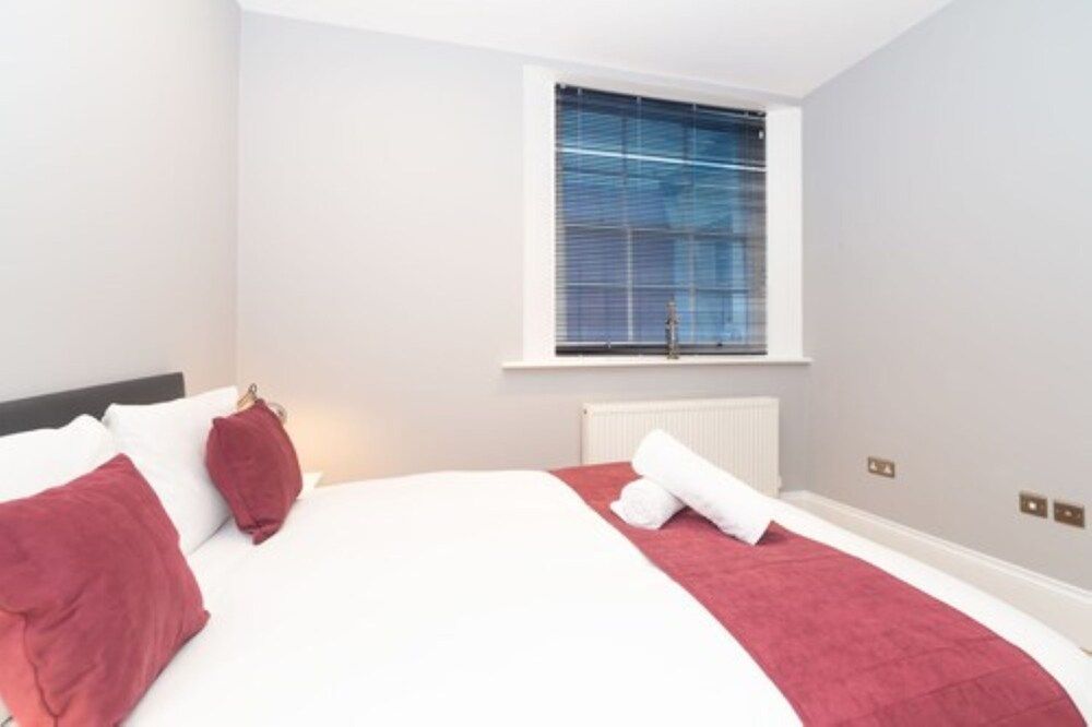 PML Apartments Southwick Street Apartment, 1 Bedroom (Flat 2) 5