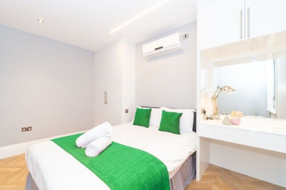 PML Apartments Southwick Street Apartment, 1 Bedroom (Flat 4) 3