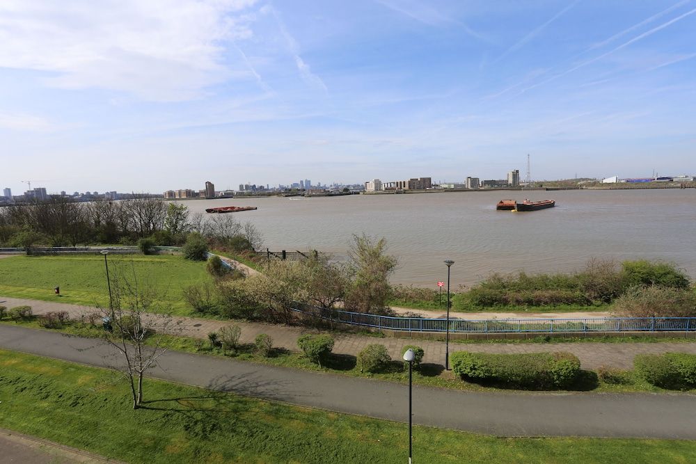 2 Beds Riverview HillHouse Apartment Apartment, 2 Bedrooms (4th Floor) 16