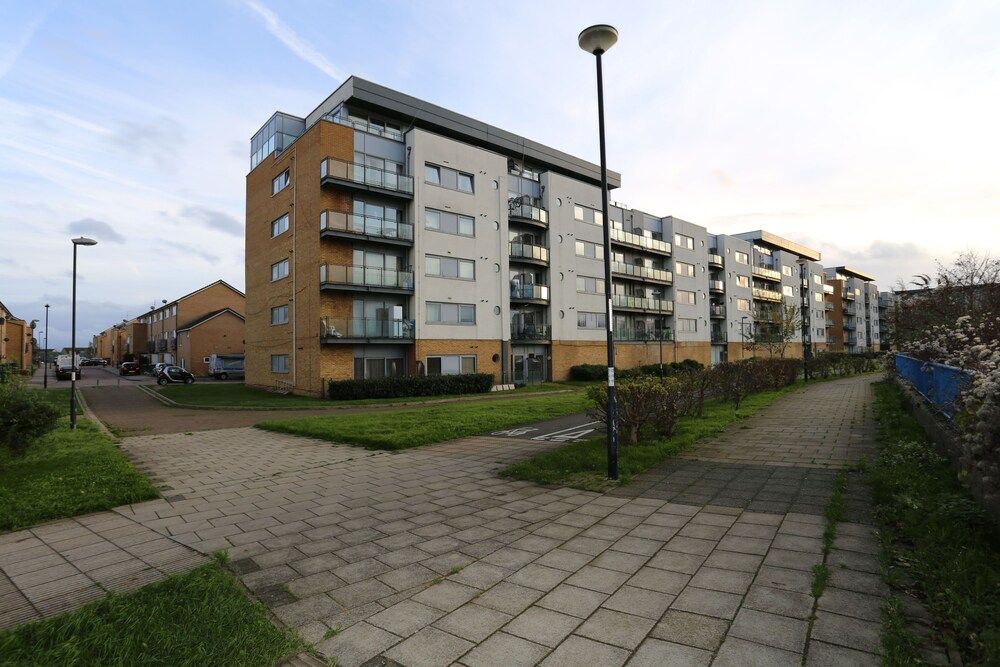 undefined 2 Beds Riverview HillHouse Apartment 9